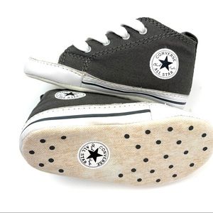 Converse Baby Crib Shoes Sneakers Gray Size 4